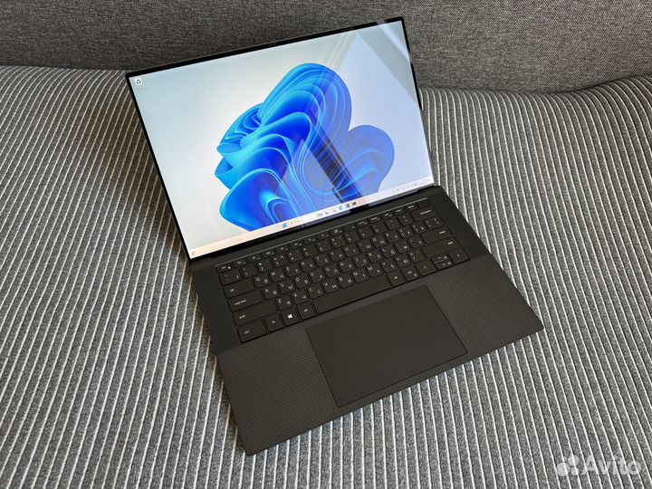 Dell XPS 15 9500 - i7, 32GB, 1TB, GTX 1650 Ti, 4K