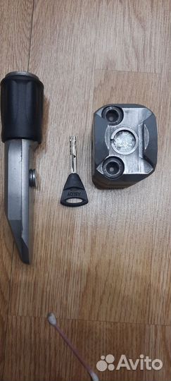 Замок рулевоговала на solaris