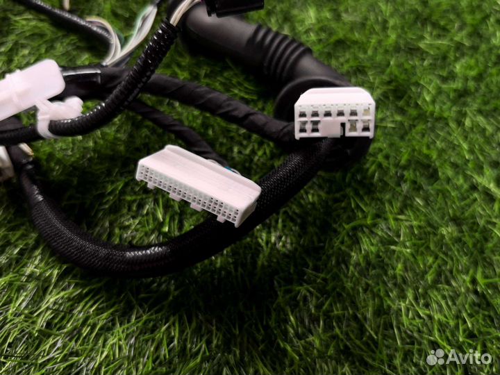 Проводка двери багажника Toyota Rav4 XA50 2.5