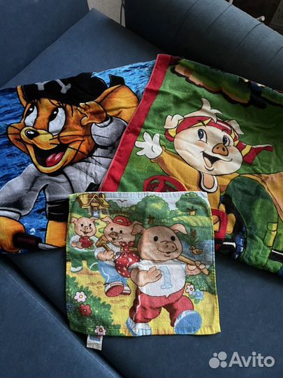 Полотенца детские новые