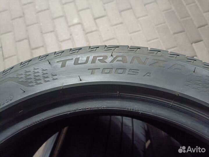 Bridgestone Turanza T005A 235/45 R18 94W