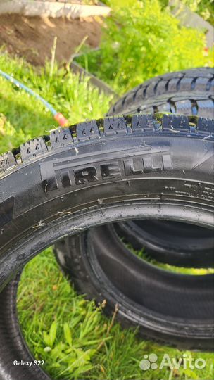 Pirelli Ice Zero 185/55 R15 82T