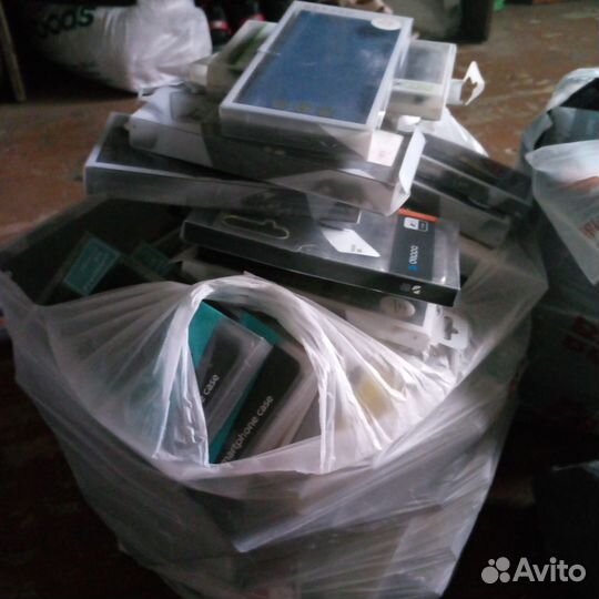 Чехлы для телефонов