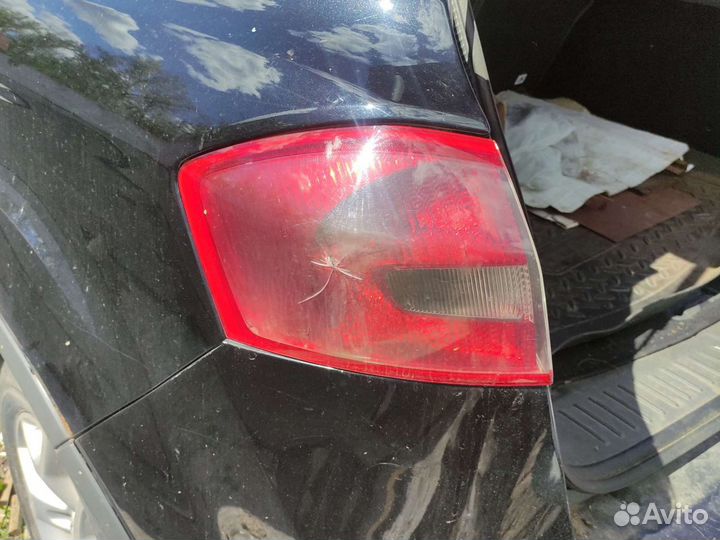 Фонарь задний левый Ford kuga 1