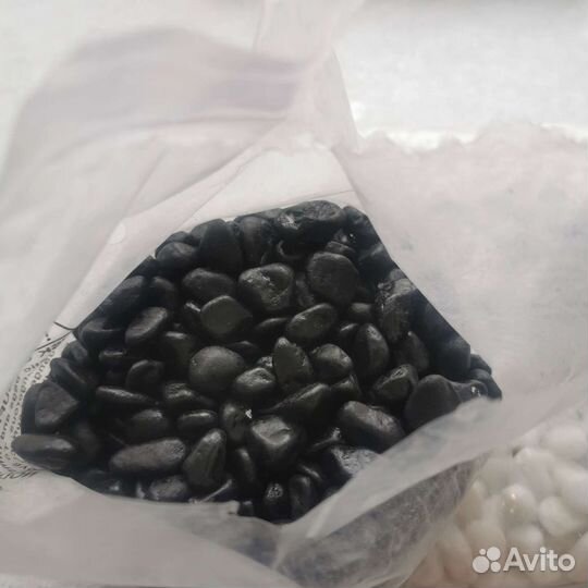 Грунт аквариумный белый и чёрный 2,8 кг