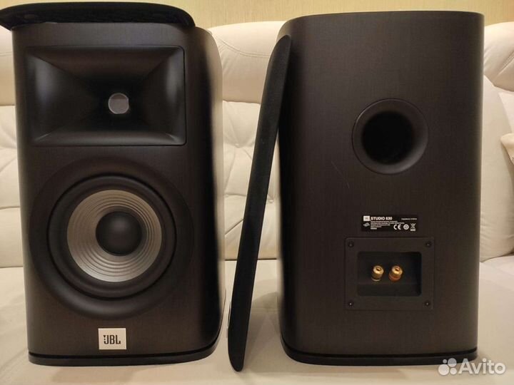 Полочная акустика JBL Studio 630