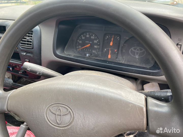 Toyota Town Ace бортовой, 2000