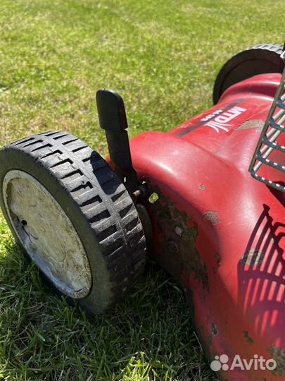 Газонокосилка бензиновая MTD 46SPB