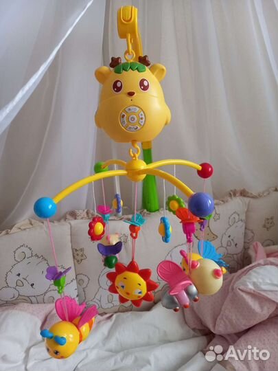 Мобиль детский