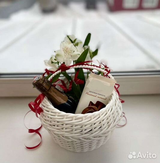 Корзинки и кашпо из ротанга