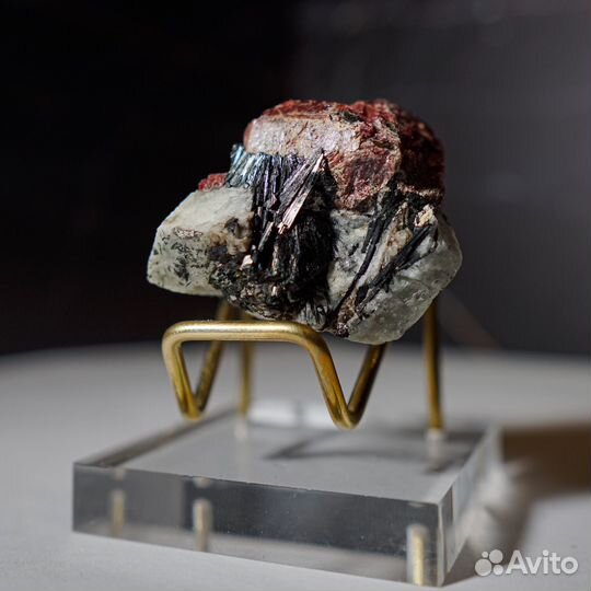 Эвдиалит, эгирин