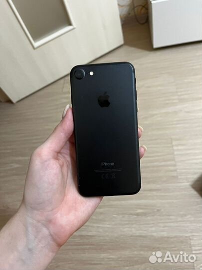 iPhone 7, 32 ГБ