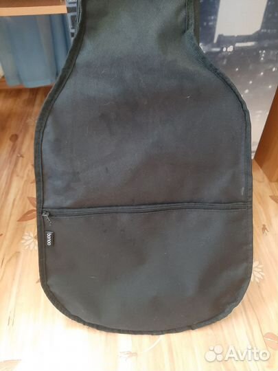 Акустическая гитара с чехлом