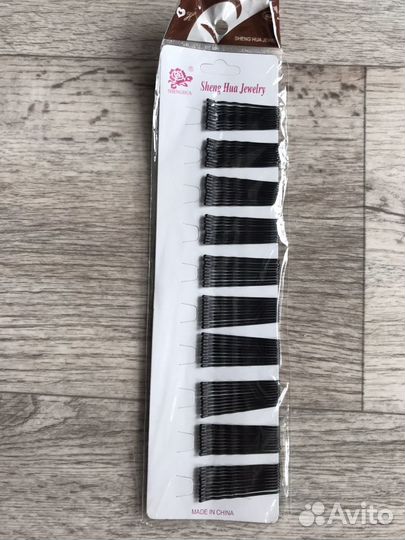 Невидимки и шпильки для волос