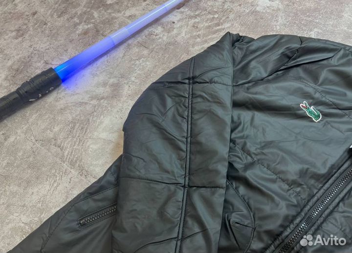 Демисезонные куртки Lacoste универсальные