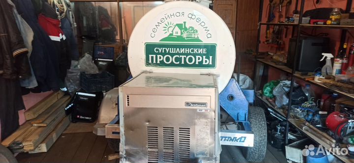 Бочка-прицеп- рефрежератором для молока