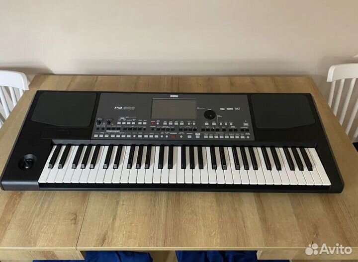 Синтезатор Korg PA600