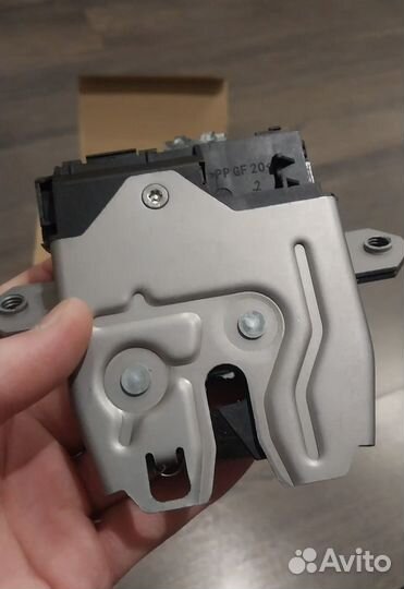 Замок багажника ford focus 2, mondeo новый