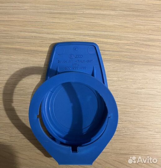 Крышка бачка стеклоомывателя VAG