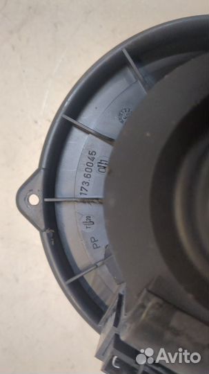 Двигатель отопителя Land Rover Range Rover Sport