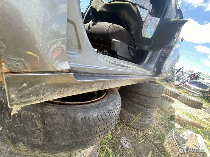 Пороги пластиковые на geely emgrand ec7