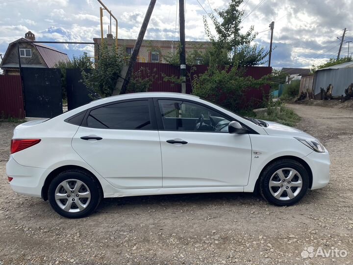 Hyundai Solaris 1.6 AT, 2014, 72 000 км