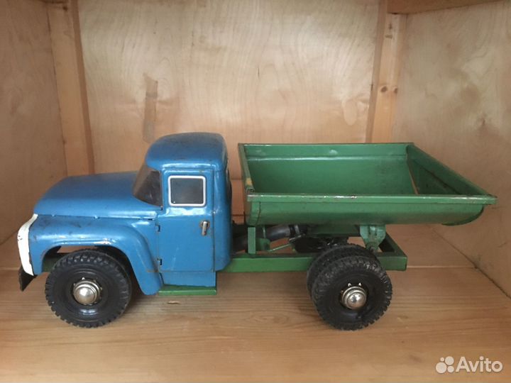 Игрушка машинка СССР