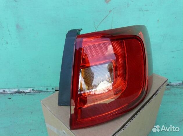 Jetta Фонарь задний внешний правый (Китай)