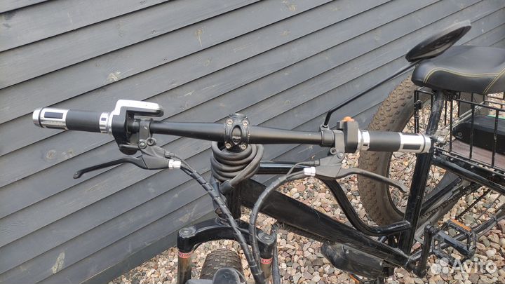 Электровелосипед трехколесный