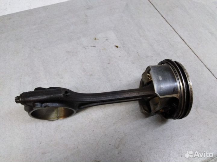 Поршень с шатуном