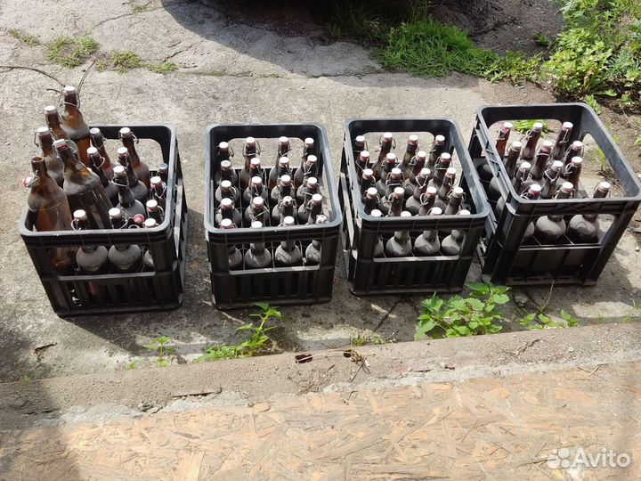 Бутылка с бугельной пробкой