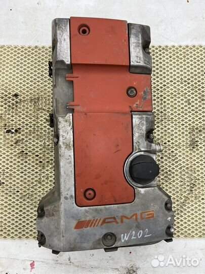 Крышка клапанная Mercedes Benz W202 1993-2000