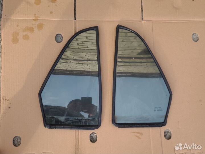 Форточка задняя левая (правая) Nissan Tiida C11