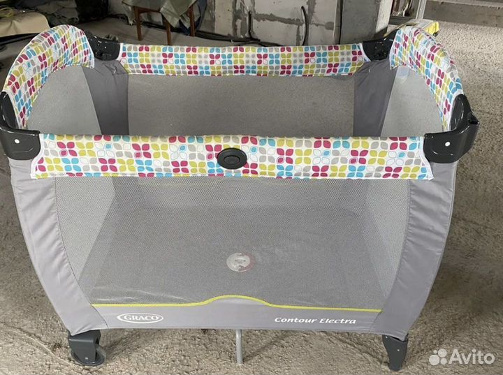 Манеж-кроватка Graco Contour Electra