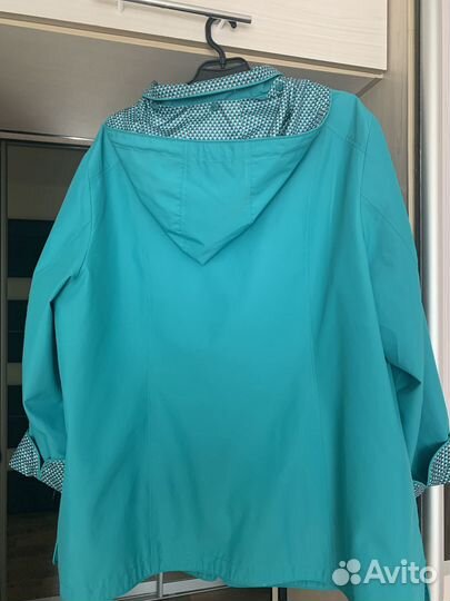 Ветровка женская 64-66