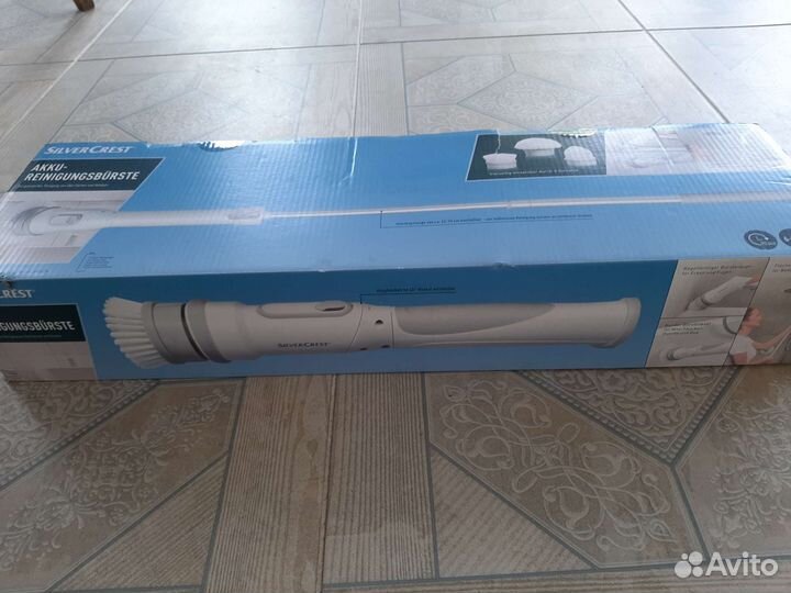 Электрощетка для чистки плитки в ванной