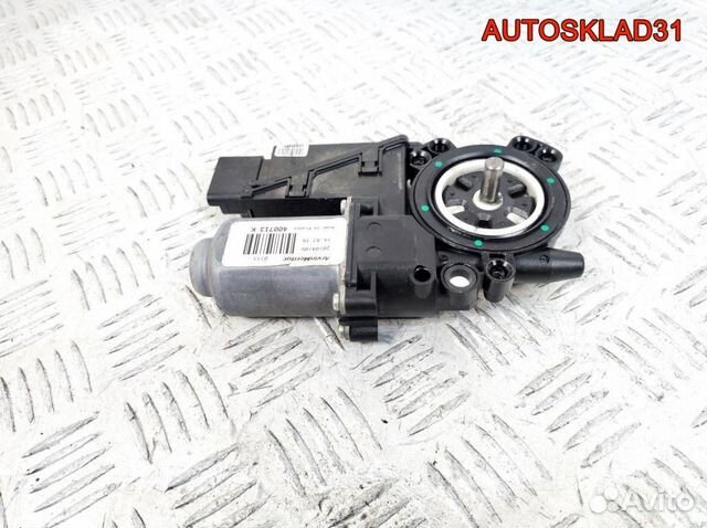 Моторчик стеклоподъемника п/п Nissan Primera P12E