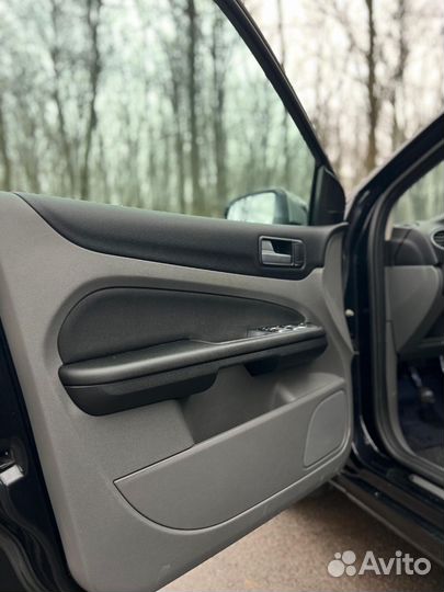 Ford Focus 1.6 МТ, 2008, 107 000 км