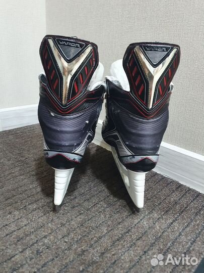 Хоккейные коньки Bauer Vapor X500