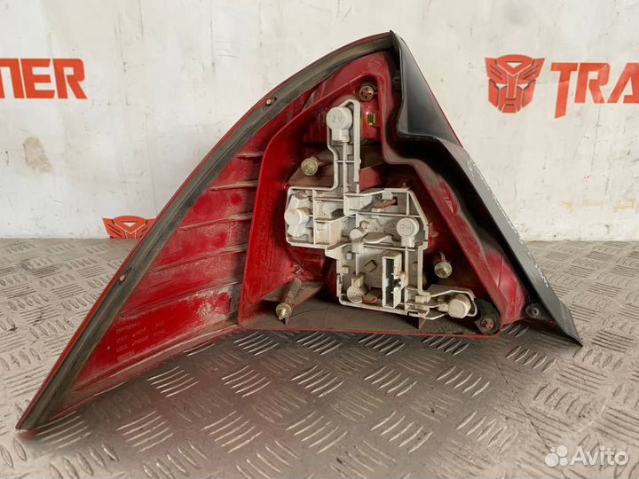 Фонарь правый Форд Мондео 3