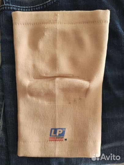 Наколенник