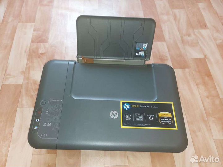 Принтер HP Deskjet 2050A