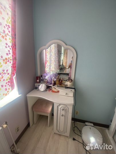 Комплект детской мебели для девочки