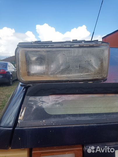 Фара левая