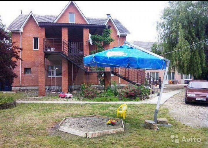 Дом 210 м² на участке 16,5 сот.