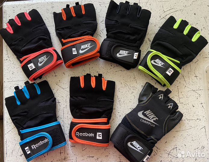 Перчатки