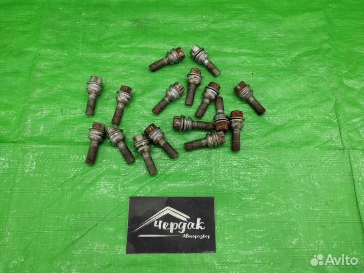 Болт колесный Volkswagen Touareg