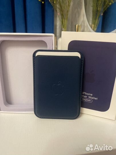 Картхолдер apple