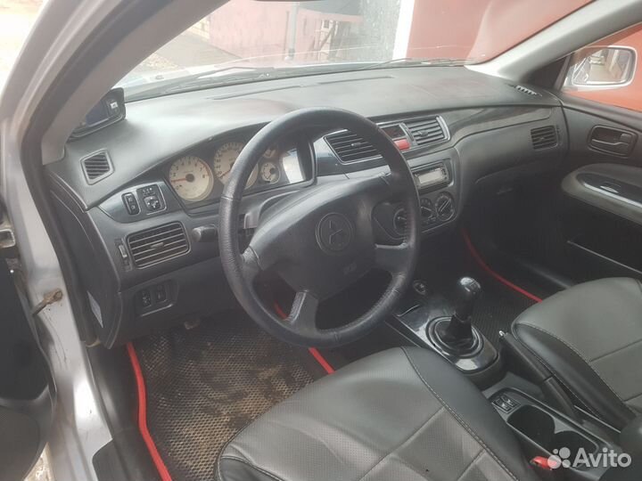 Mitsubishi Lancer 1.6 МТ, 2005, 150 000 км
