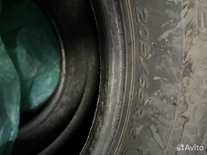 Hankook Winter I'Pike RS2 W429 205/65 R16